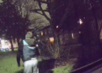 Amazon driver caught on CCTV having a “number 2” outside customers home
