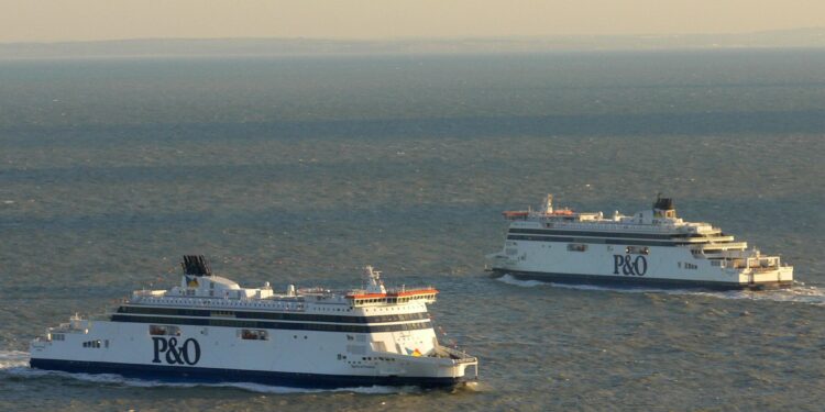P&O to offer free food and cabin upgrades to commercial drivers