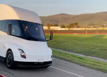 PepsiCo places order for 15 Tesla Trucks