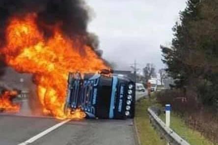 Edinburgh truck driver Lee Metcalf hailed as hero after rescuing fellow driver from burning wreckage