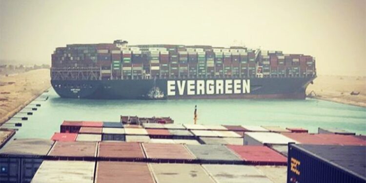 Container ship blocks the Suez Canal