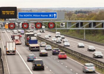 No new smart motorways without additional safety measures