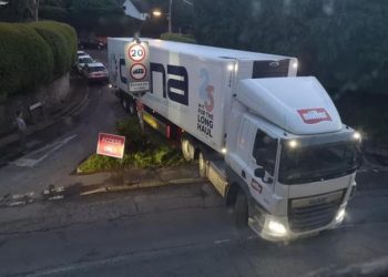 Highways England apologise after traffic disruption in Wroughton