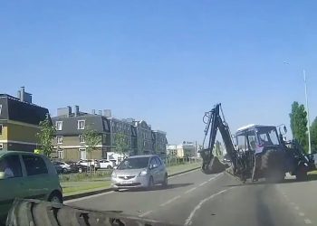 VIDEO OOPS | Runaway wheels causing havoc