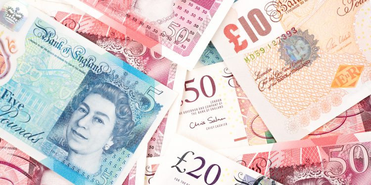 DVLA advises drivers to pay car tax before April rate increase