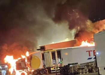 Truck blaze at Tesco Livingston Depot