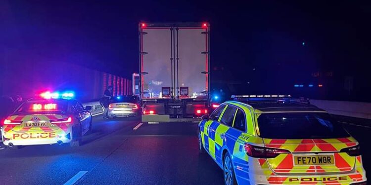 Eleven men arrested following thefts from trucks