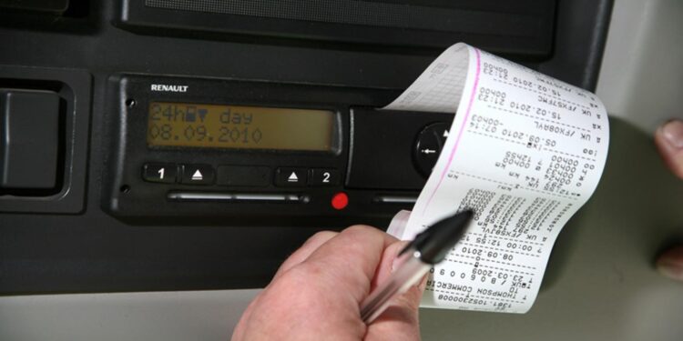 Trucker prosecuted & fined for tachograph manipulation