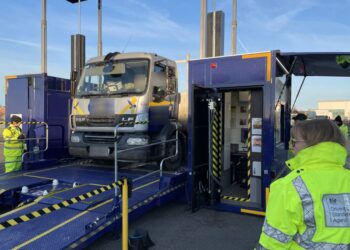 DVSA deploy new equipment to check truck safety