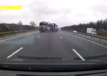 VIDEO | Truck crash catapults Teslas into oncoming traffic