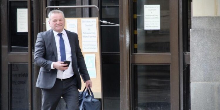 Haulage boss drove extra hours, Oxford Crown Court hears