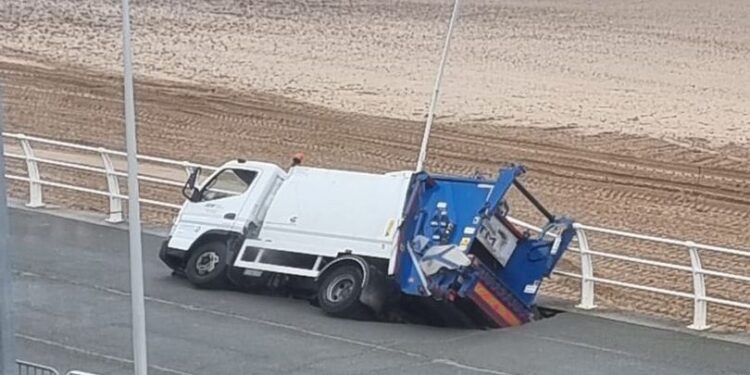 Sinkhole Swallows Council Truck