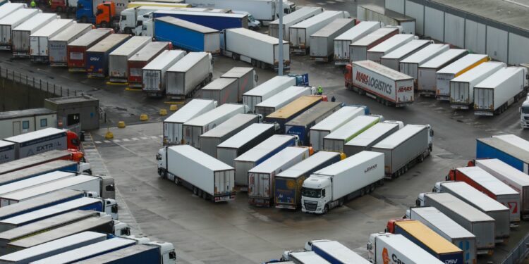 UK Road Haulage Reaches Tipping Point: Shortage of Skilled Drivers Unable to Meet Rising Demands