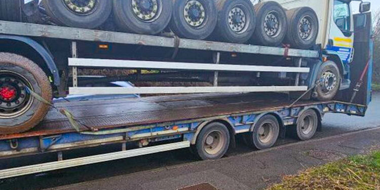 Driver dealt with for insecure load