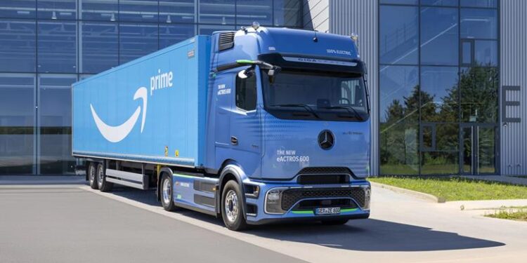 Amazon Places UK’s Largest Order for Electric HGVs
